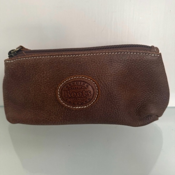 Roots Handbags - Roots Genuine Leather Pouch